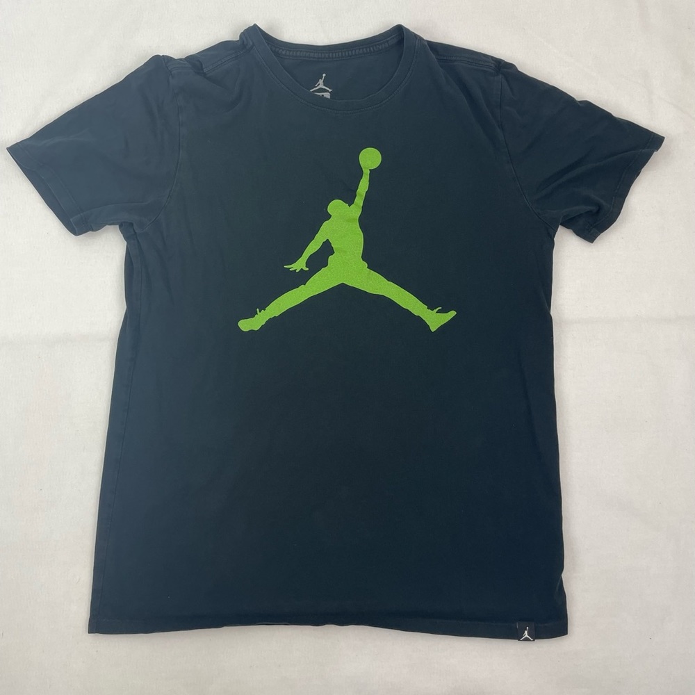 Mens Nike Jordon Green Graphic Logo On Black T Shirt Size Medium